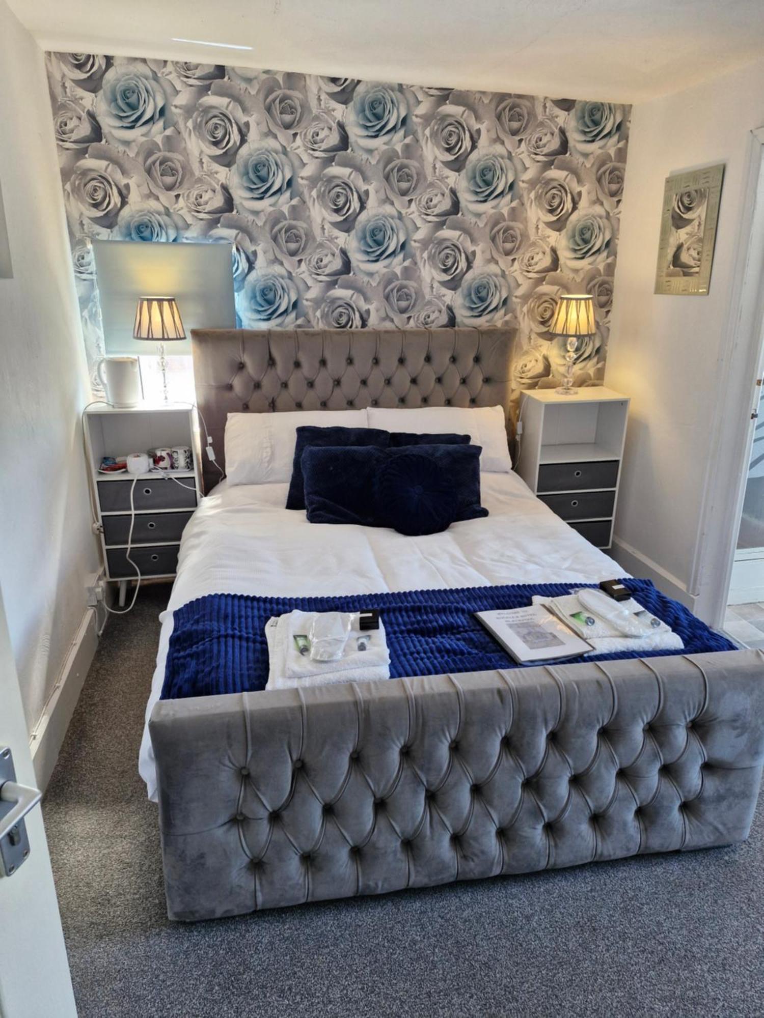 Deluxe King Room,1653544342:JPEG
